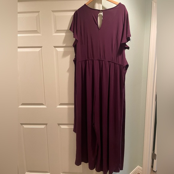 LANE BRYANT Stretchy, Wide Leg, Flutter Sleeve, Faux Wrap Jumpsuit - Picture 4 of 13